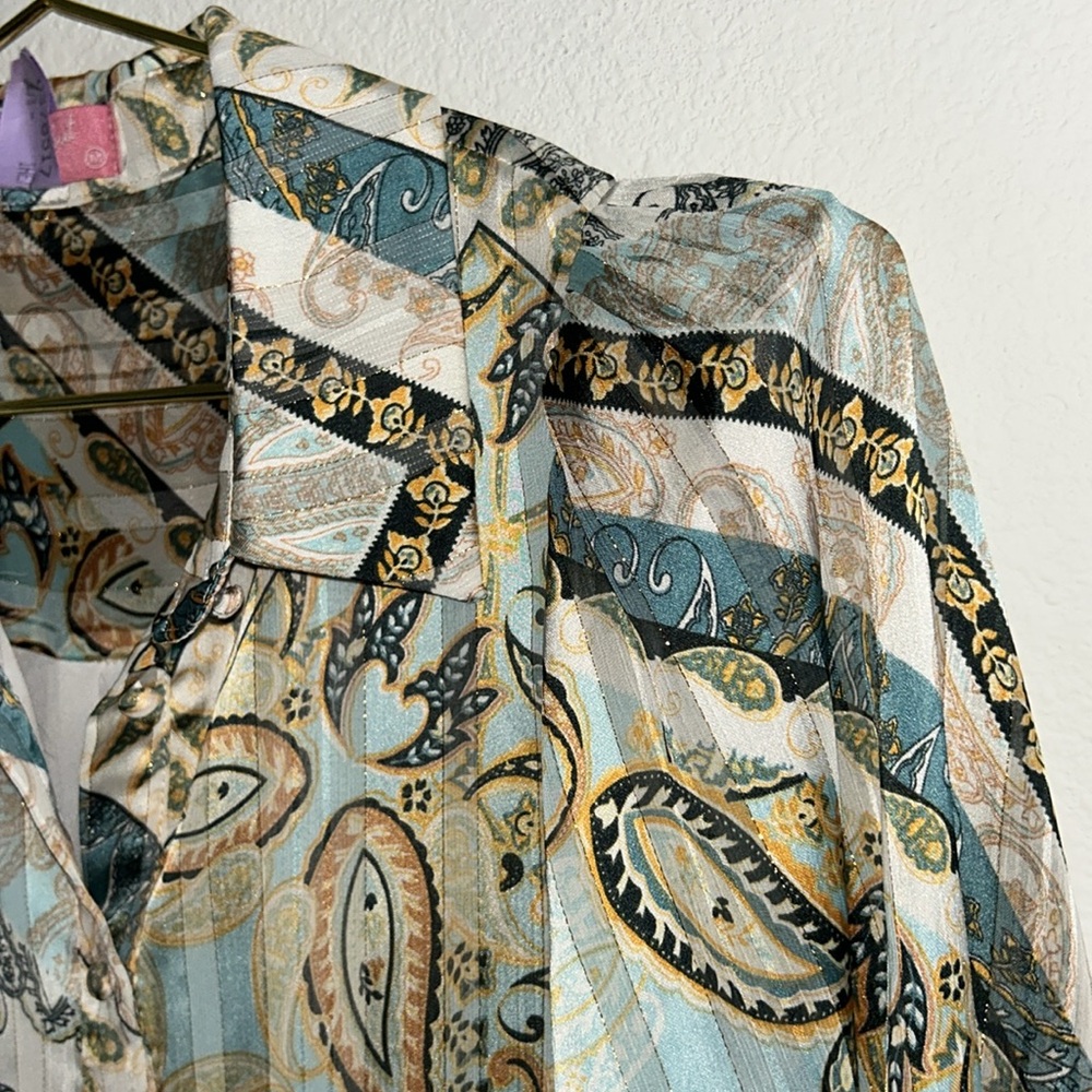 LILLY'S KLOSET | Paisley Long Sleeve Dress - Picture 3 of 10